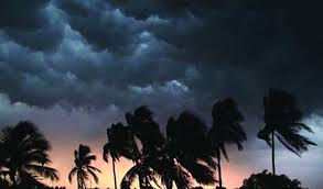 ধেয়ে আসছে কালবৈশাখী ঝড়, প্রাণহানির আশঙ্কা