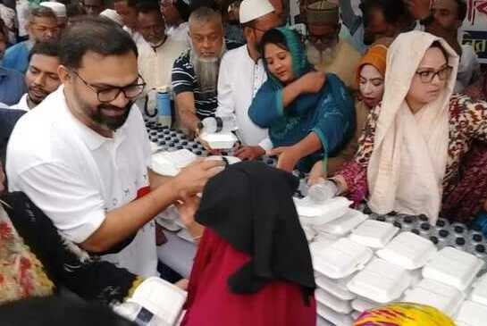 দেশে এখনও গণতন্ত্র ফিরেনি:আমিনুল হক