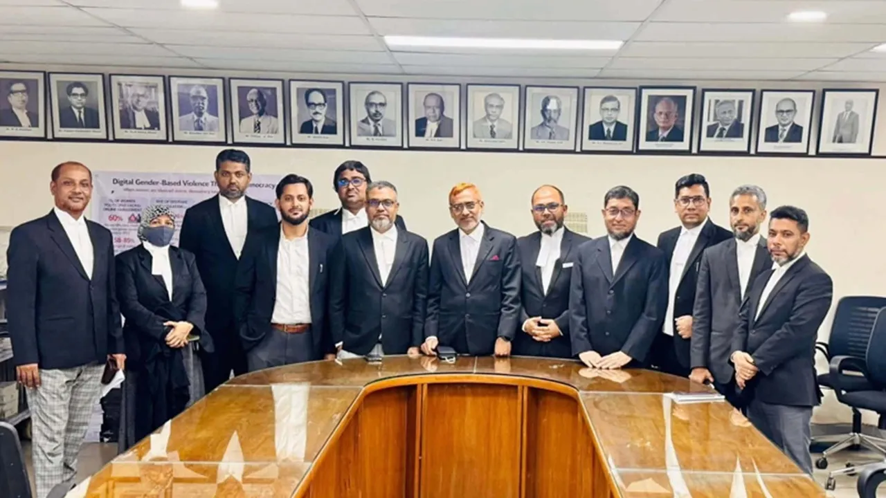 জামায়াত সমর্থিত ৭ ডেপুটি ও ১১ সহকারী অ্যাটর্নির পদত্যাগ