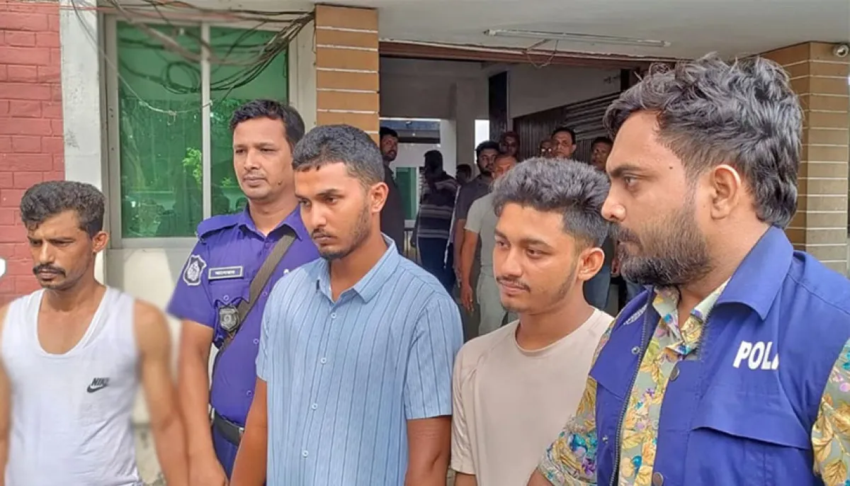 গুলির ঘটনায় বিদেশি পিস্তলসহ চারজন গ্রেপ্তার