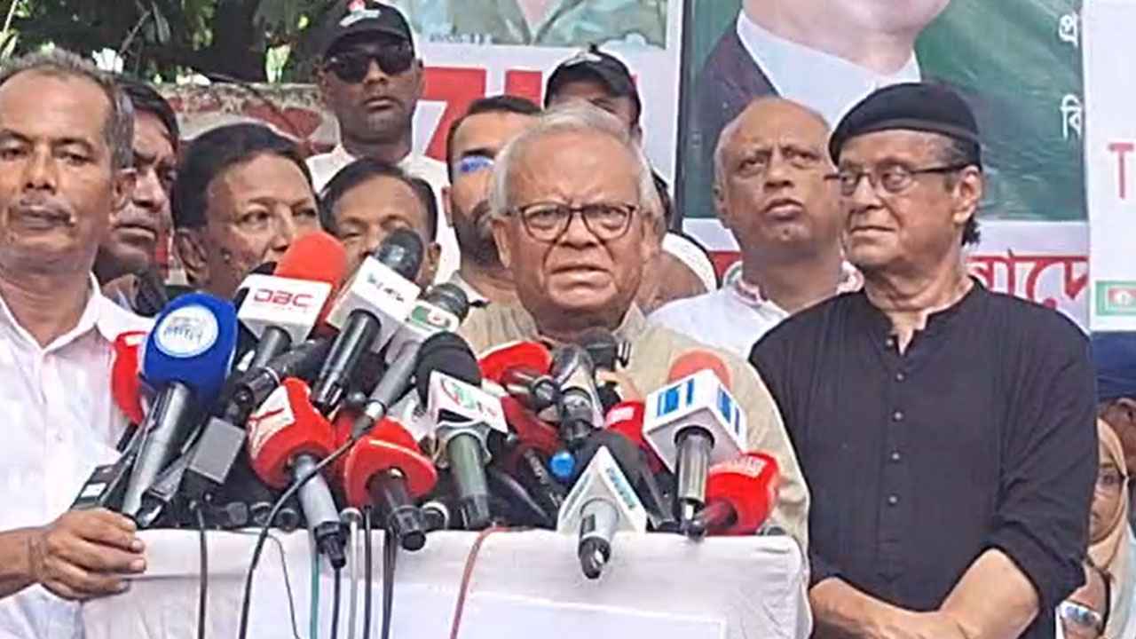 জুলাই হত্যাকারীদের ফেরত চাইলেন রিজভী